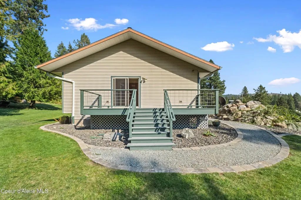 1702 Eastside Road Priest River ID 83856