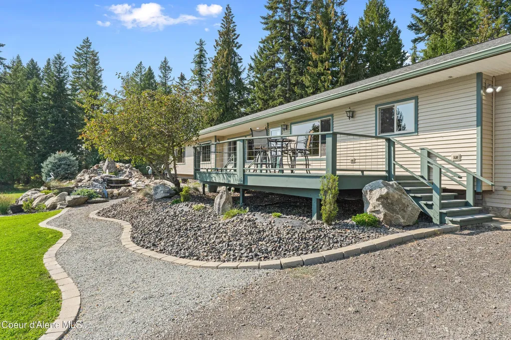 1702 Eastside Road Priest River ID 83856