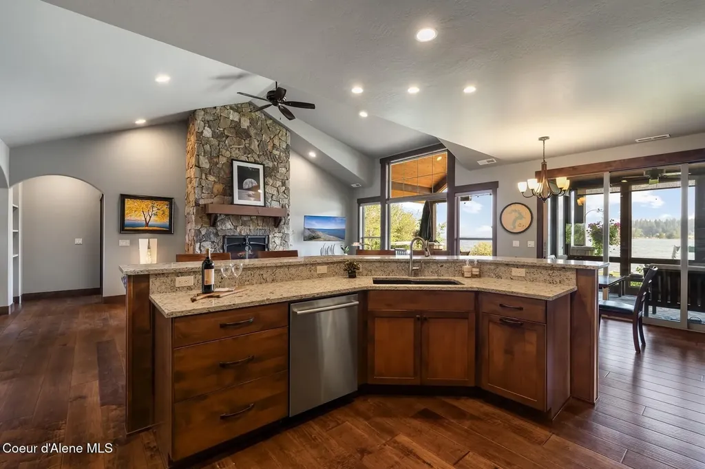 179 Waterfront Drive Sagle ID 83860