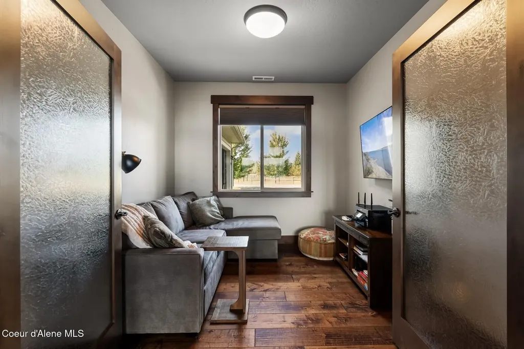 179 Waterfront Drive Sagle ID 83860
