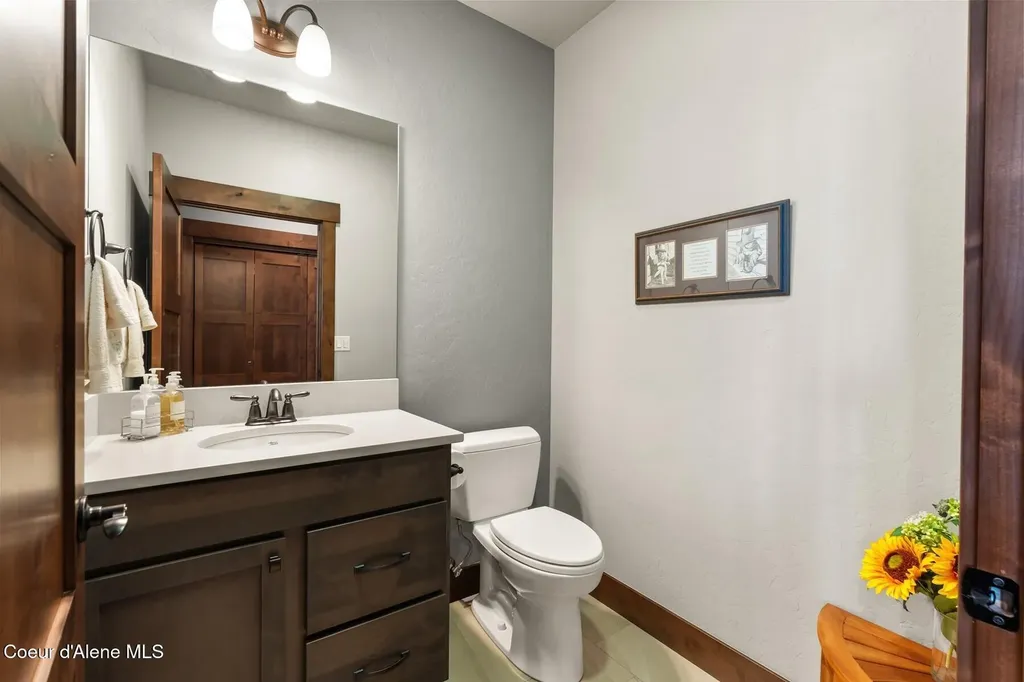 179 Waterfront Drive Sagle ID 83860