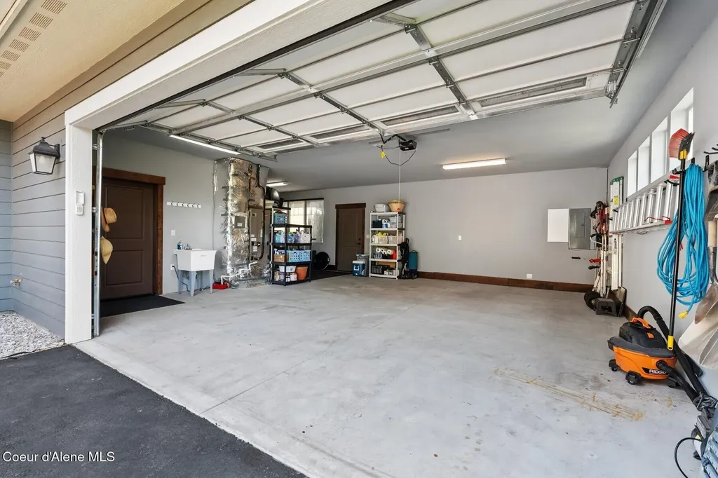 179 Waterfront Drive Sagle ID 83860