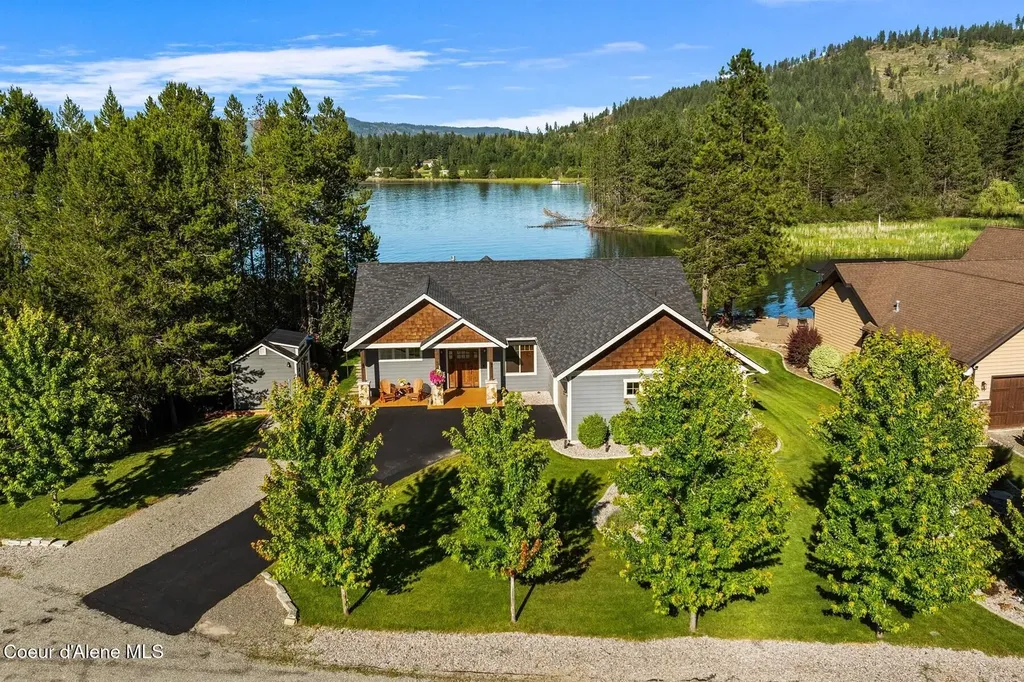 179 Waterfront Drive Sagle ID 83860
