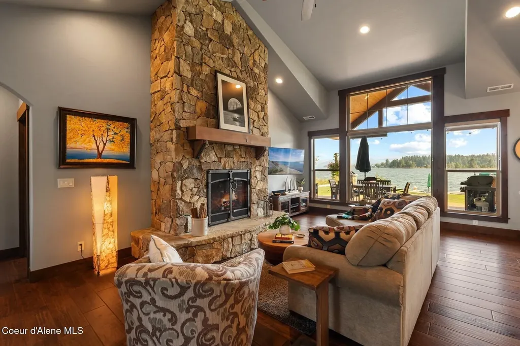 179 Waterfront Drive Sagle ID 83860