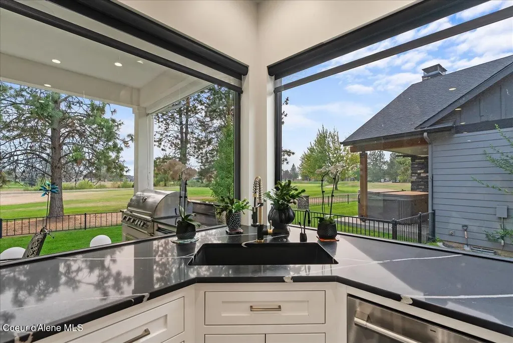 540 St Andrews Place Post Falls ID 83854