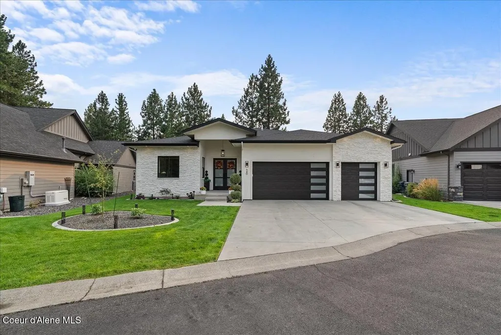 540 St Andrews Place Post Falls ID 83854