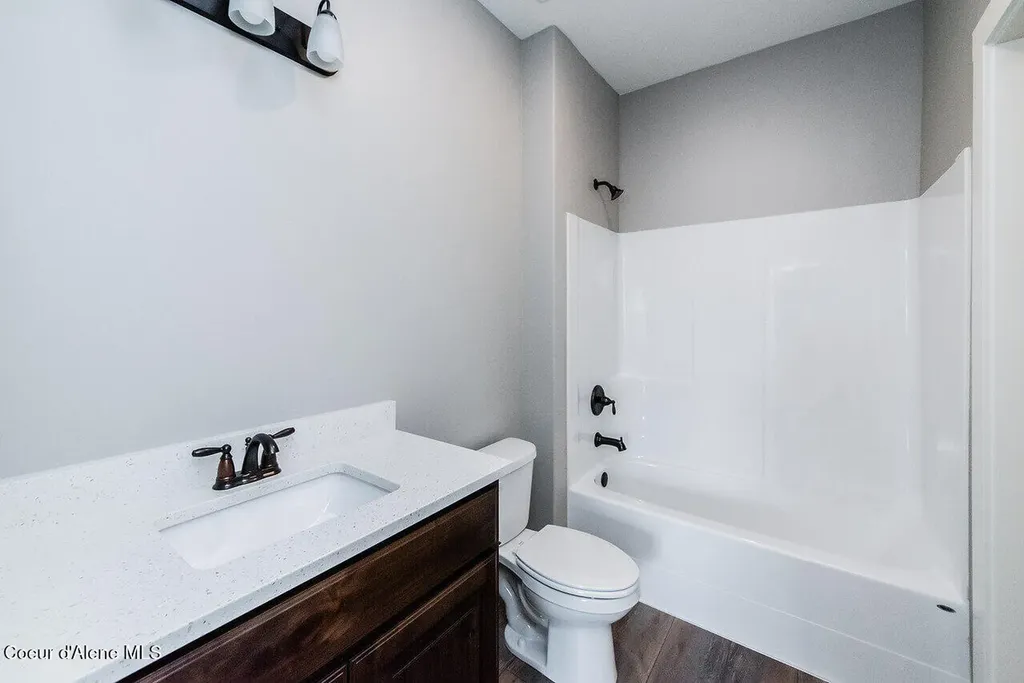 4422 E Savea Lane Post Falls ID 83854