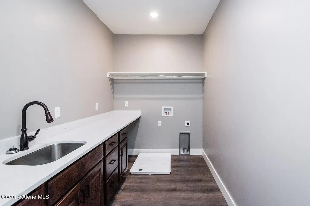 4422 E Savea Lane Post Falls ID 83854
