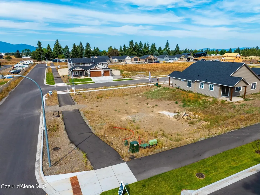 4422 E Savea Lane Post Falls ID 83854