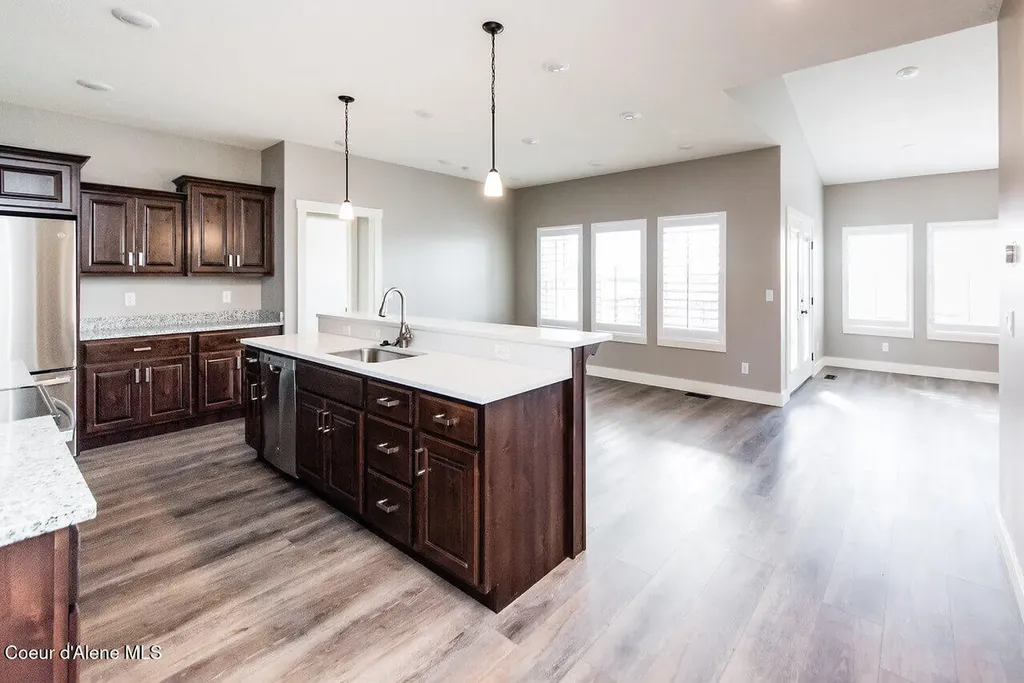 4422 E Savea Lane Post Falls ID 83854