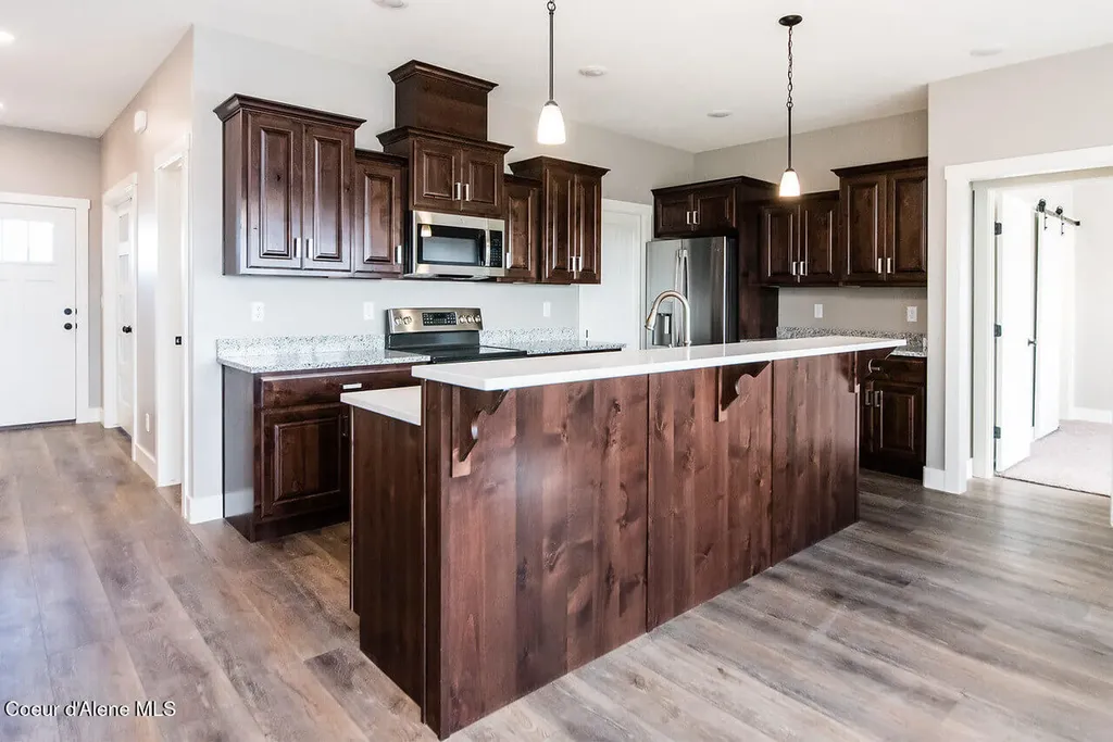 4422 E Savea Lane Post Falls ID 83854