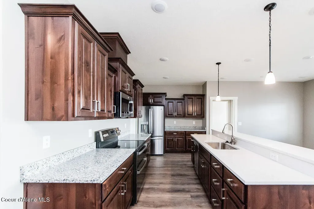 4422 E Savea Lane Post Falls ID 83854