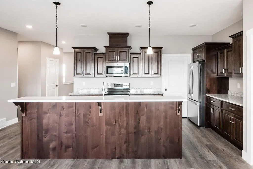 4422 E Savea Lane Post Falls ID 83854