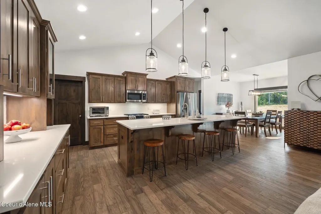 5864 W Twin Lakes Road Rathdrum ID 83858