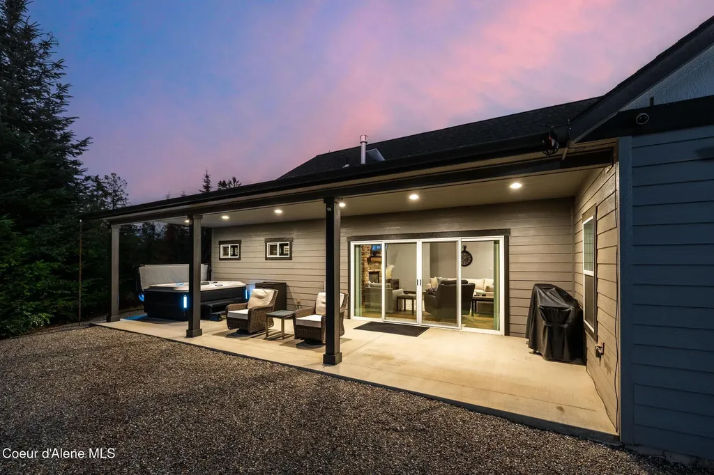 5864 W Twin Lakes Road Rathdrum ID 83858