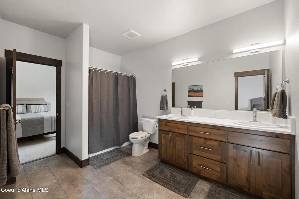 5864 W Twin Lakes Road Rathdrum ID 83858