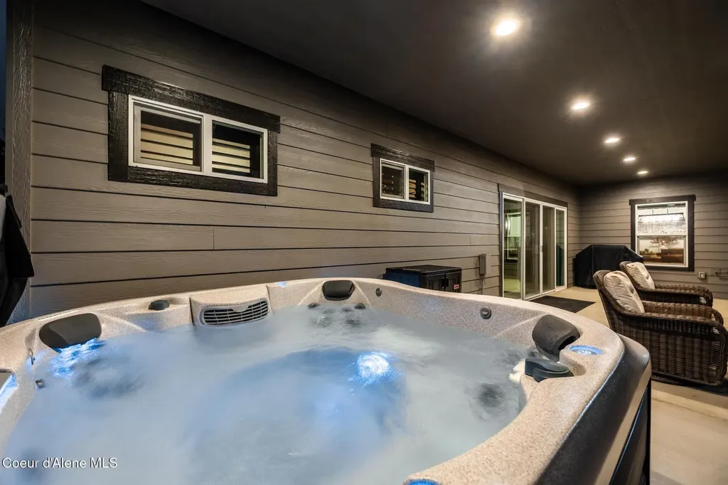 5864 W Twin Lakes Road Rathdrum ID 83858
