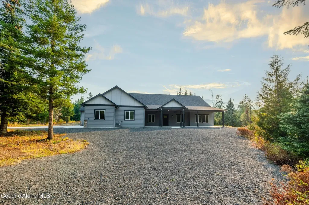 5864 W Twin Lakes Road Rathdrum ID 83858