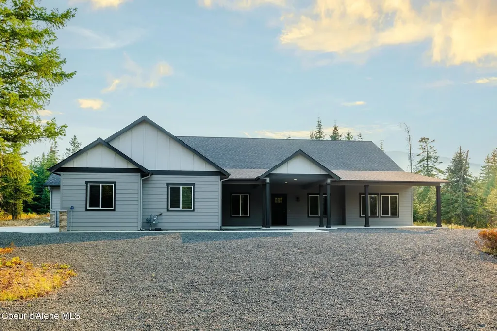 5864 W Twin Lakes Road Rathdrum ID 83858