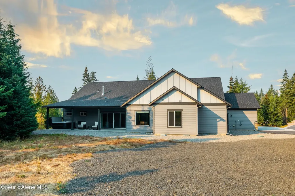 5864 W Twin Lakes Road Rathdrum ID 83858