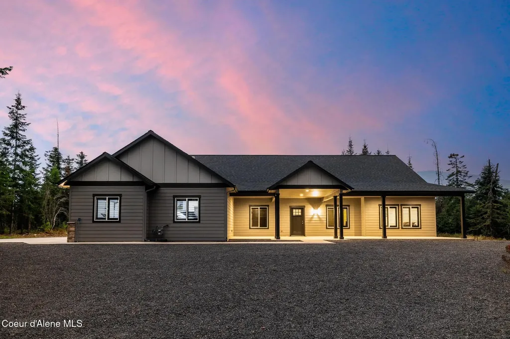 5864 W Twin Lakes Road Rathdrum ID 83858
