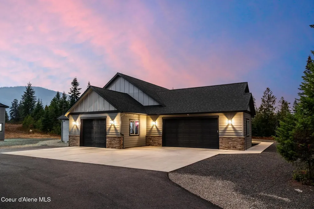 5864 W Twin Lakes Road Rathdrum ID 83858