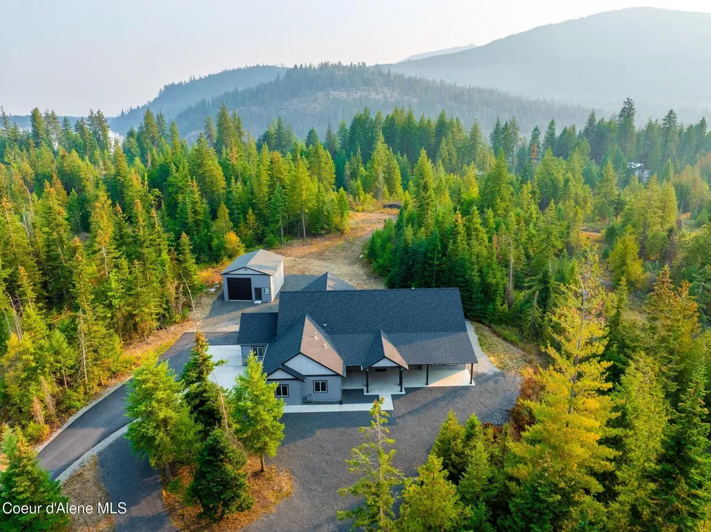 5864 W Twin Lakes Road Rathdrum ID 83858