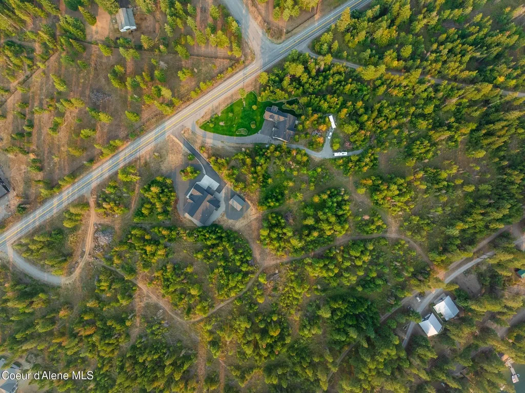 5864 W Twin Lakes Road Rathdrum ID 83858