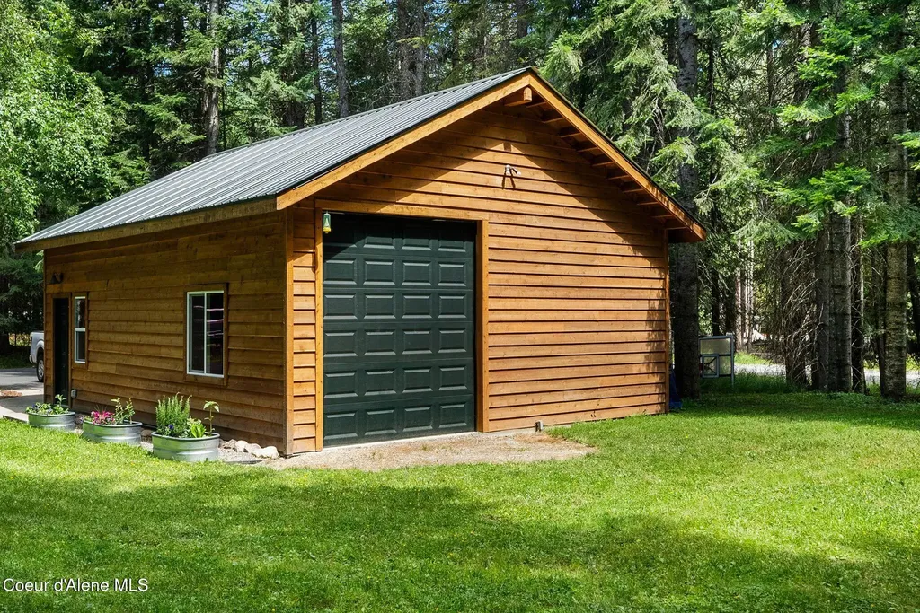 11860 Baldy Mountain Road Sandpoint ID 83864