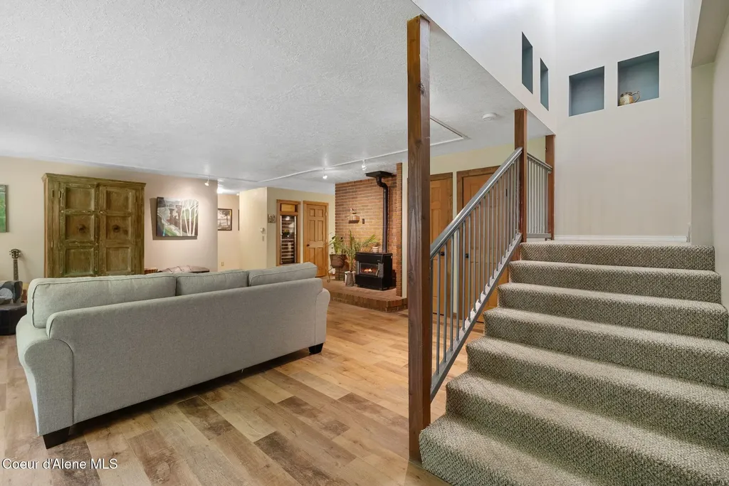 11860 Baldy Mountain Road Sandpoint ID 83864