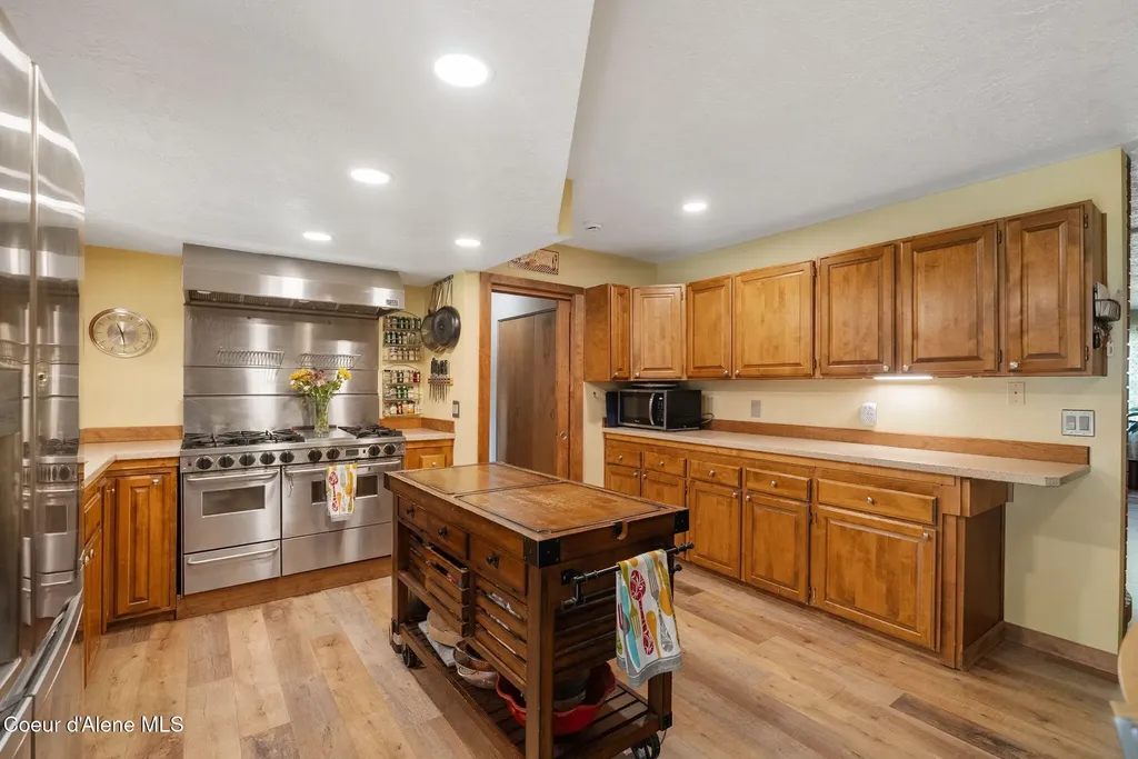 11860 Baldy Mountain Road Sandpoint ID 83864