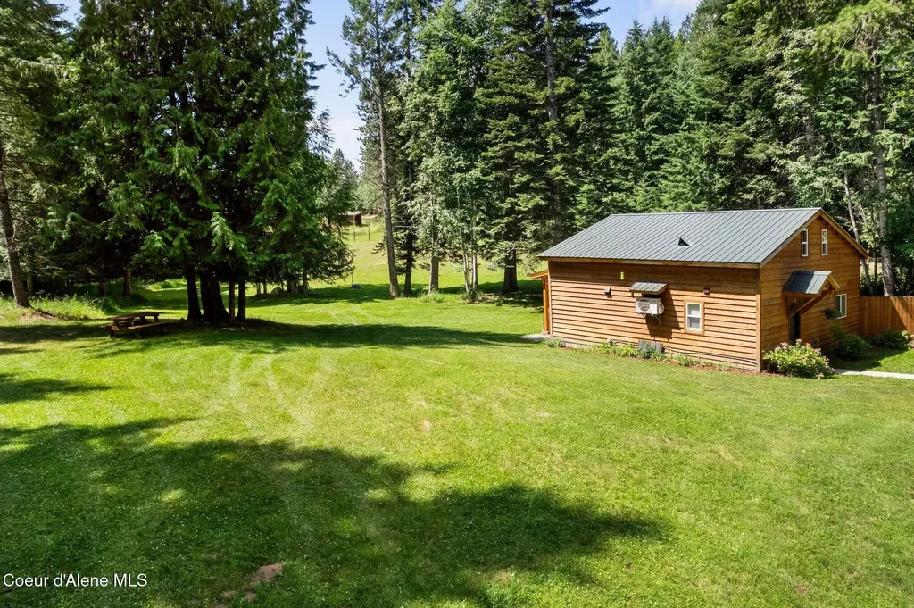 11860 Baldy Mountain Road Sandpoint ID 83864