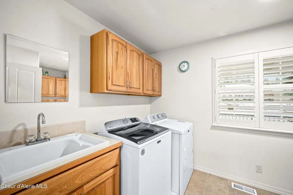11907 N Blue Jay Court Hayden ID 83835