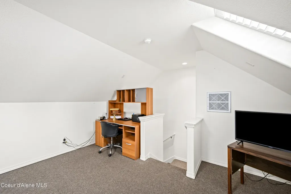 11907 N Blue Jay Court Hayden ID 83835
