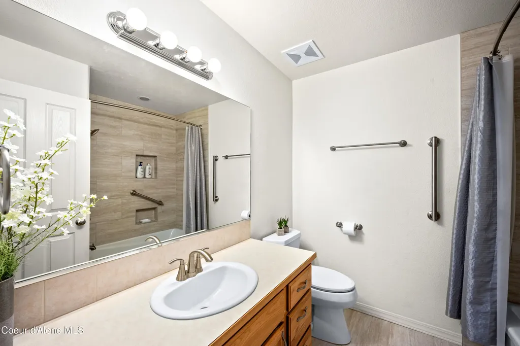 11907 N Blue Jay Court Hayden ID 83835