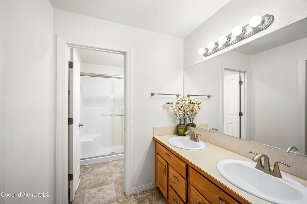 11907 N Blue Jay Court Hayden ID 83835
