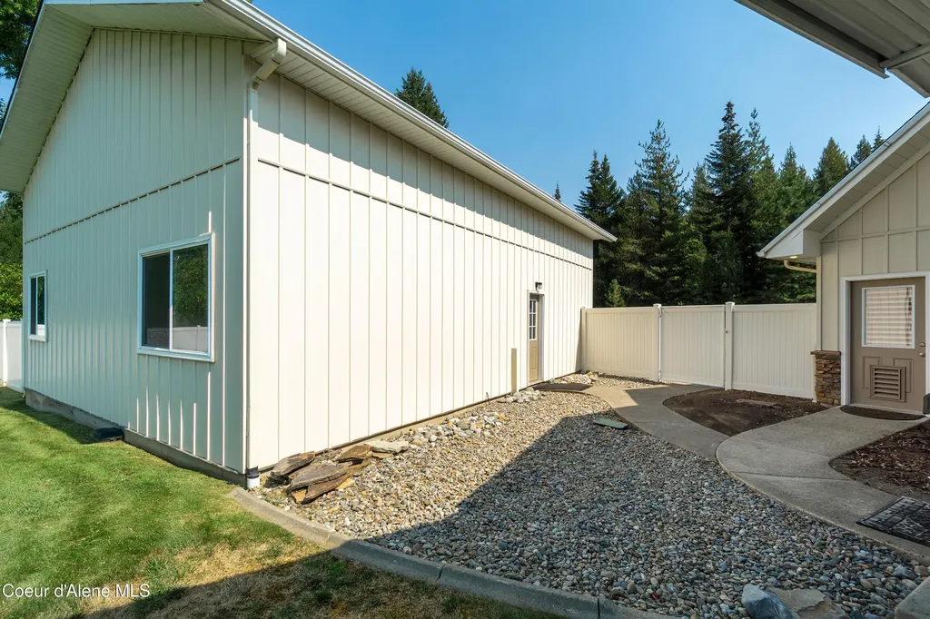 11907 N Blue Jay Court Hayden ID 83835