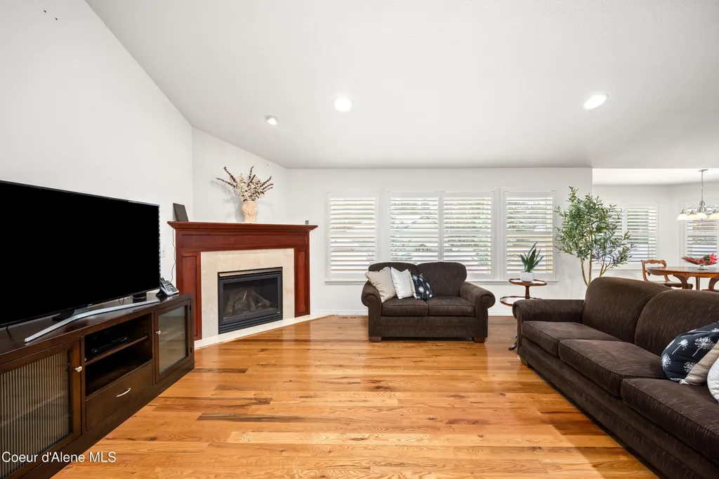 11907 N Blue Jay Court Hayden ID 83835