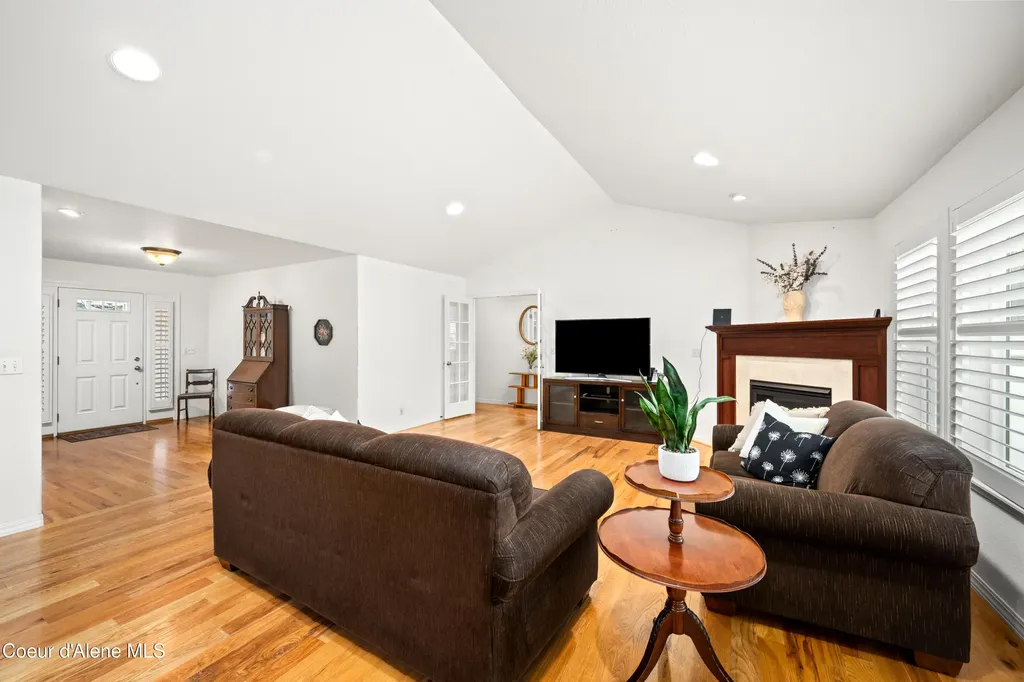 11907 N Blue Jay Court Hayden ID 83835