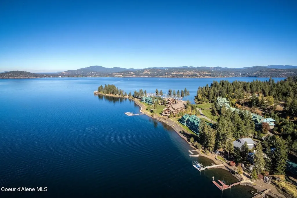 5243 S Freedom Lane Harrison ID 83833
