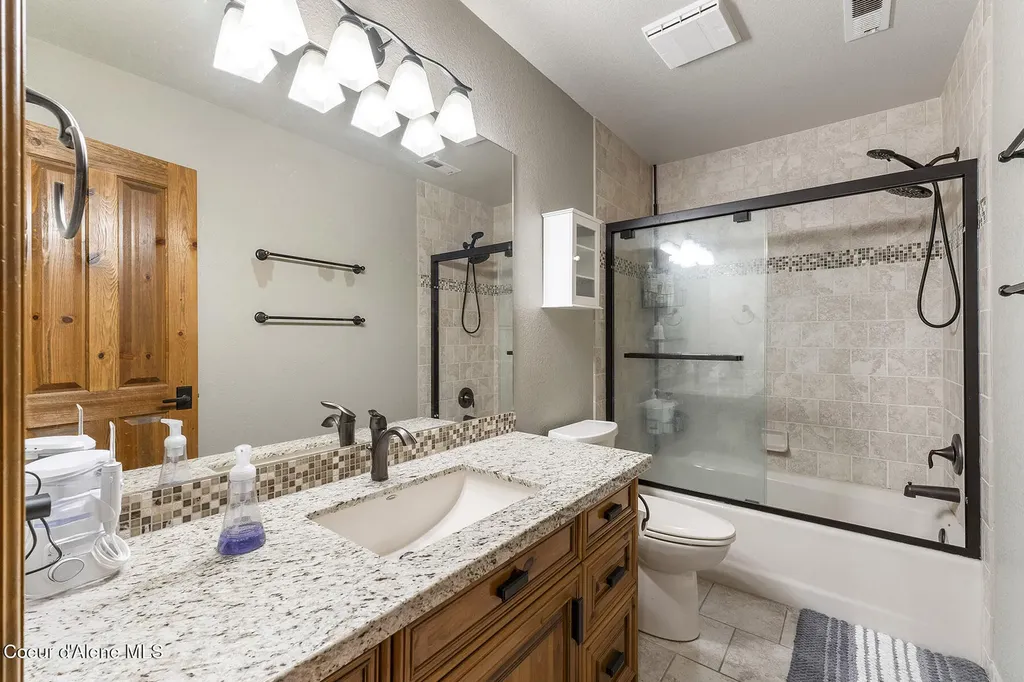 1268 E Woodstone Court Hayden ID 83835
