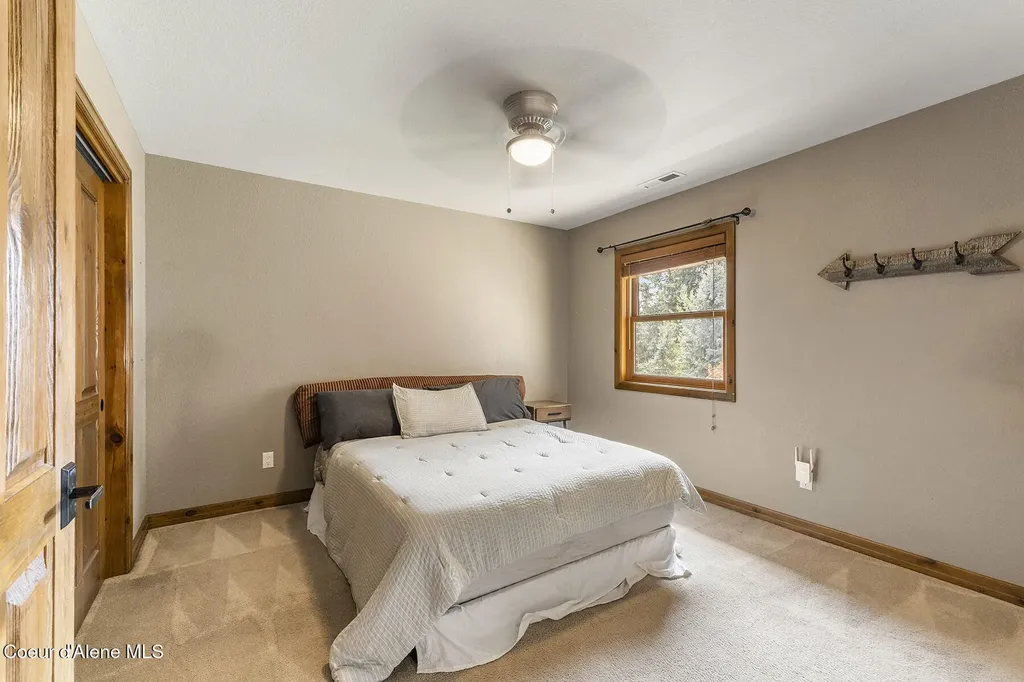 1268 E Woodstone Court Hayden ID 83835