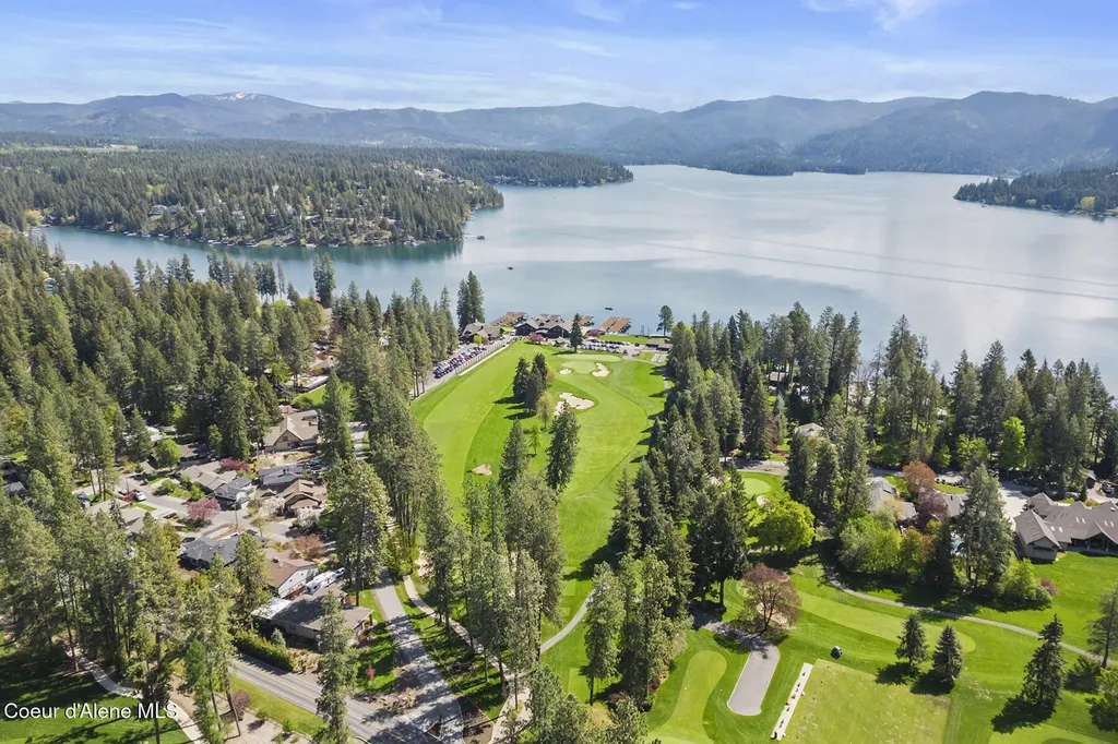 1268 E Woodstone Court Hayden ID 83835