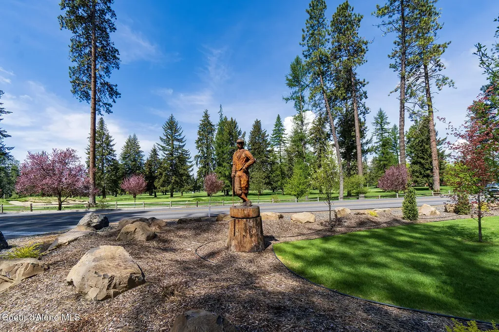 1268 E Woodstone Court Hayden ID 83835