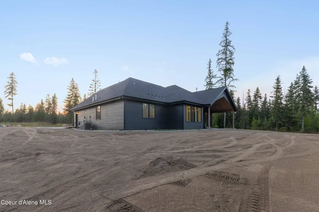 32074 Sisu Valley Road Athol ID 83801