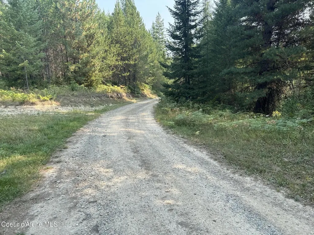 Nna Peninsula Loop Road Priest River ID 83856