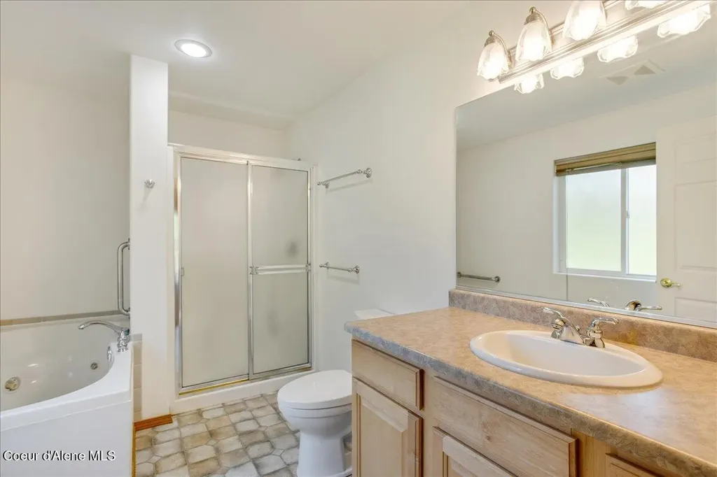 170 Kootenai Bay Road Sandpoint ID 83864