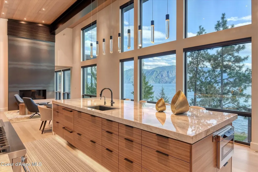 45 Lower Rock Harbor Sagle ID 83860