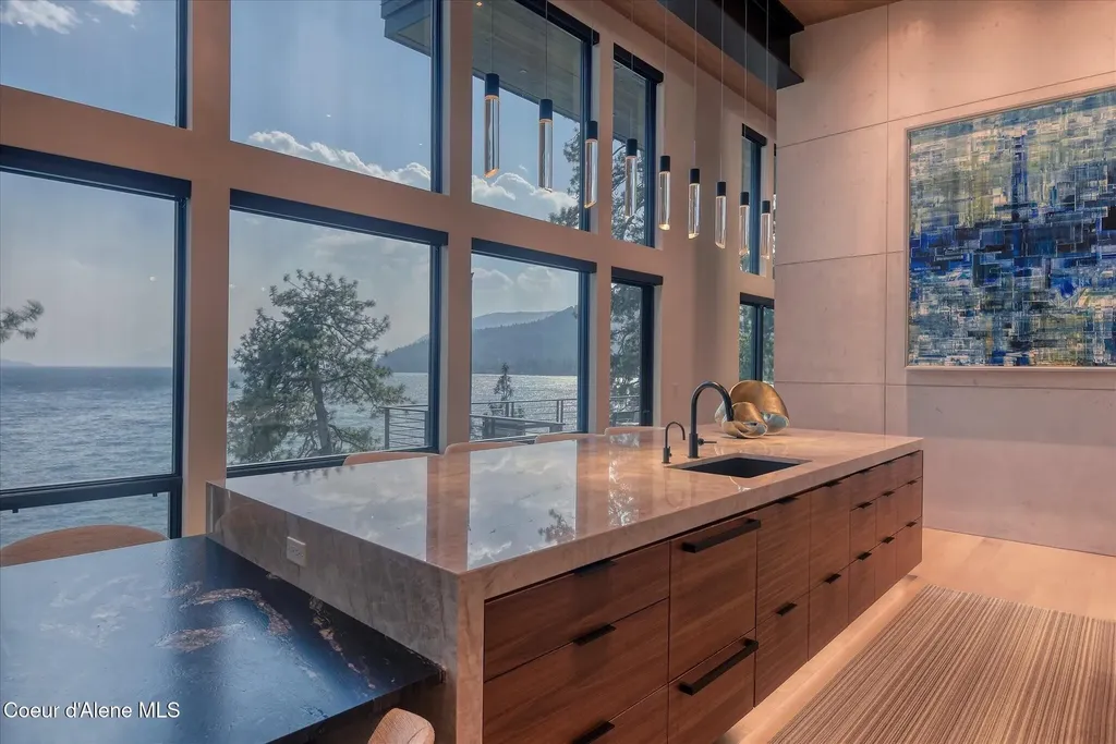 45 Lower Rock Harbor Sagle ID 83860