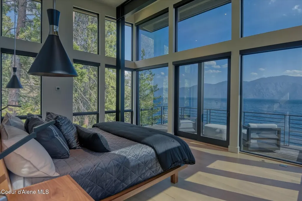 45 Lower Rock Harbor Sagle ID 83860